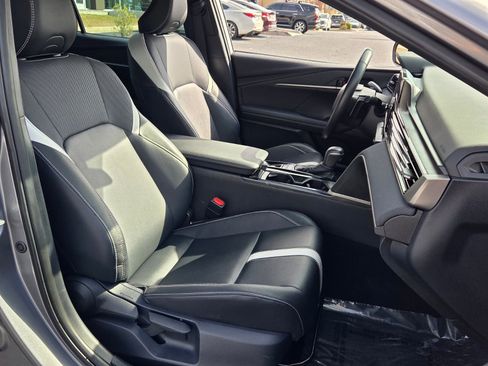 Used 2025 Toyota Camry SE image 17