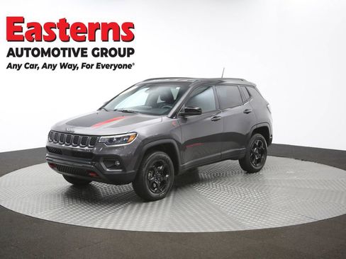 Used 2023 Jeep Compass Trailhawk AWD/4WD image 54