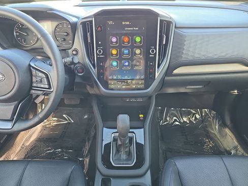 Certified 2025 Subaru Forester Limited image 10