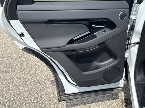 Used 2024 Land Rover Range Rover Evoque S image 12