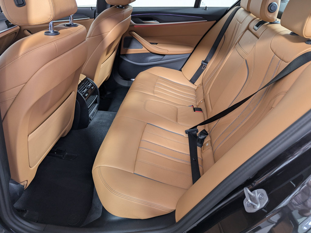 Certified 2023 BMW 530i xDrive w/ Premium Package AWD/4WD image 47