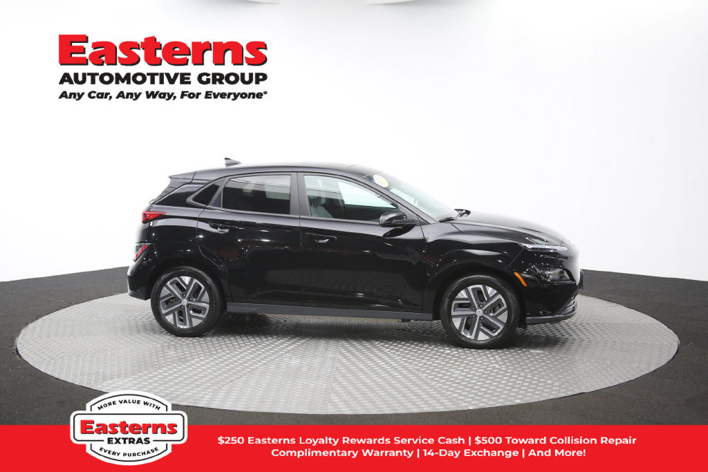 Used 2023 Hyundai Kona SEL FWD image 48