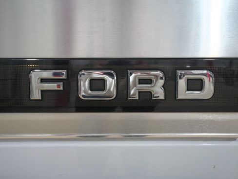 Used 1995 Ford F250 4x4 Regular Cab image 24