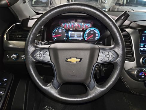 Used 2019 Chevrolet Tahoe 4WD w/ Enhanced Driver Alert Package image 32