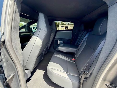 Used 2025 Tesla Cybertruck AWD Crew Cab image 14