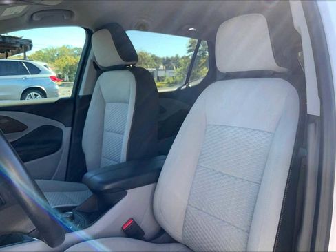 Used 2020 GMC Terrain SLE w/ Driver Convenience Package image 7