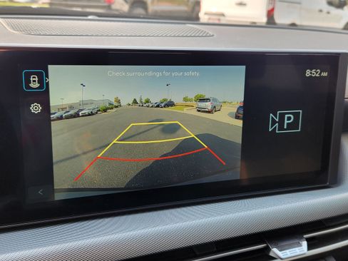 Used 2025 Hyundai Sonata SEL FWD image 19