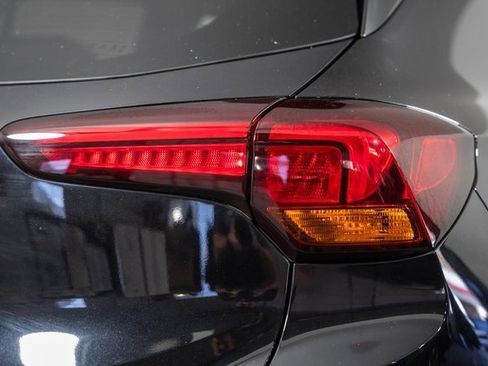 Used 2023 Buick Encore GX Essence w/ Experience Buick Package image 7