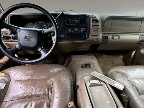 Used 1999 Chevrolet Tahoe Z71 w/ Comfort & Security Pkg AWD/4WD image 15