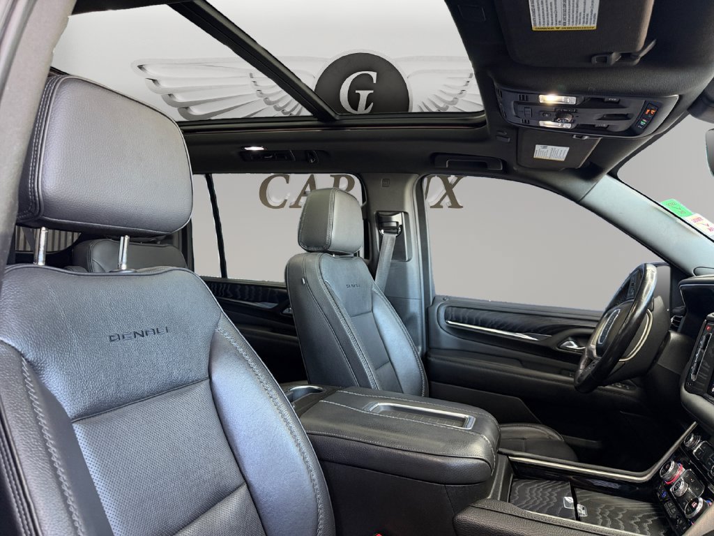 Used 2021 GMC Yukon XL Denali w/ Denali Premium Package AWD/4WD image 15