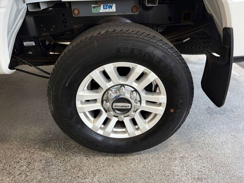 Used 2019 Ford F250 XL w/ STX Appearance Package AWD/4WD image 22