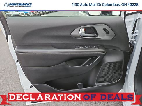 New 2026 Chrysler Pacifica Select w/ S Appearance Package image 20