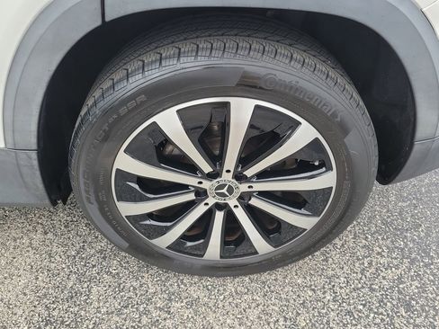 Certified 2022 Mercedes-Benz GLB 250 image 8
