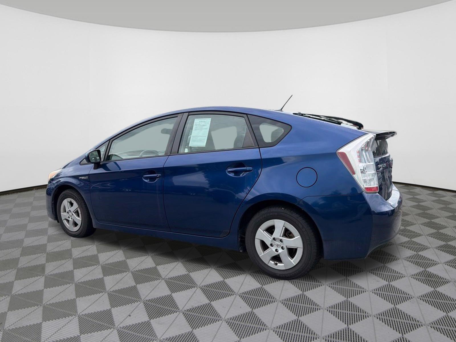 Used 2011 Toyota Prius Three FWD image 5