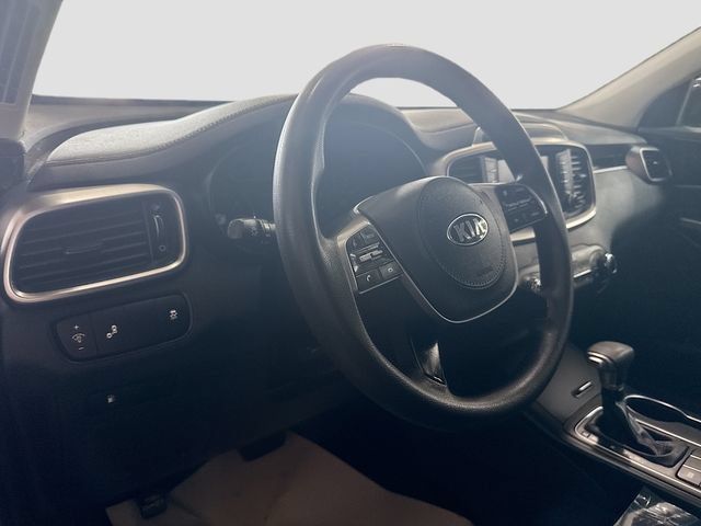 Used 2019 Kia Sorento FWD image 10