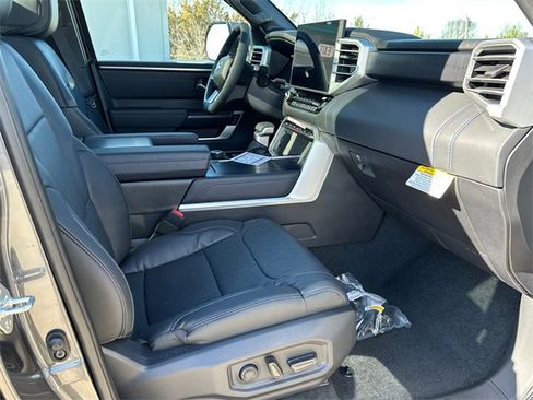 New 2025 Toyota Tundra Platinum image 8