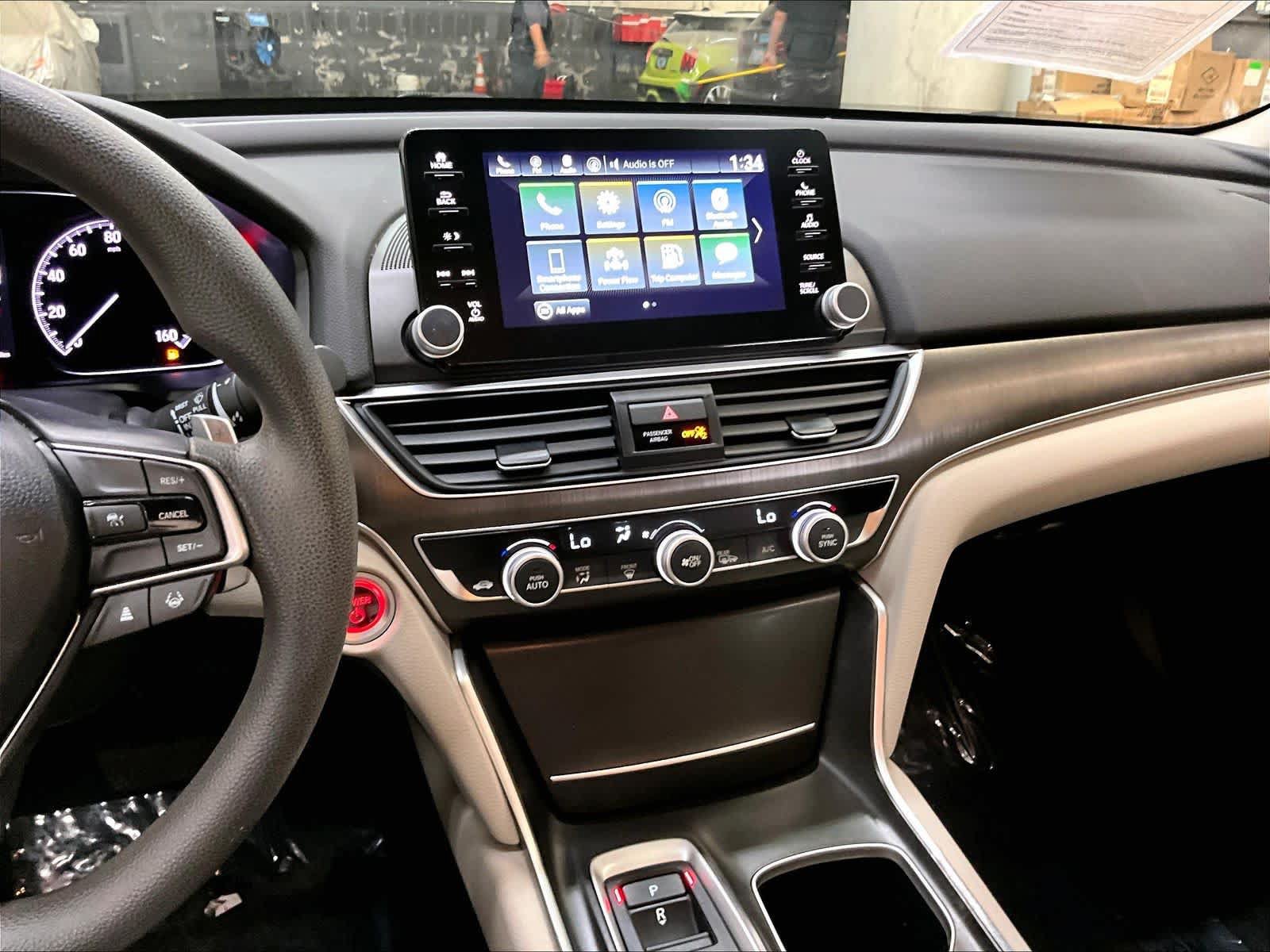 Used 2021 Honda Accord Hybrid image 9