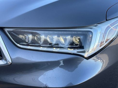 Used 2019 Acura TLX image 15
