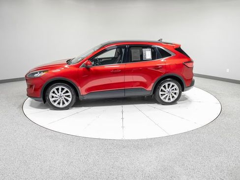 Used 2021 Ford Escape Titanium w/ Titanium Elite Package AWD/4WD image 33