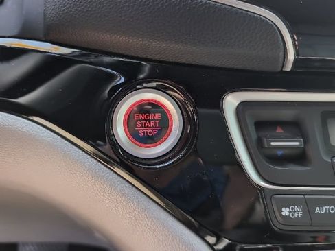 Used 2019 Honda Pilot Touring image 20