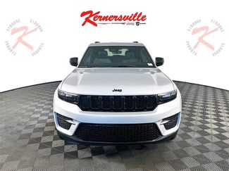 New 2025 Jeep Grand Cherokee Altitude video 2