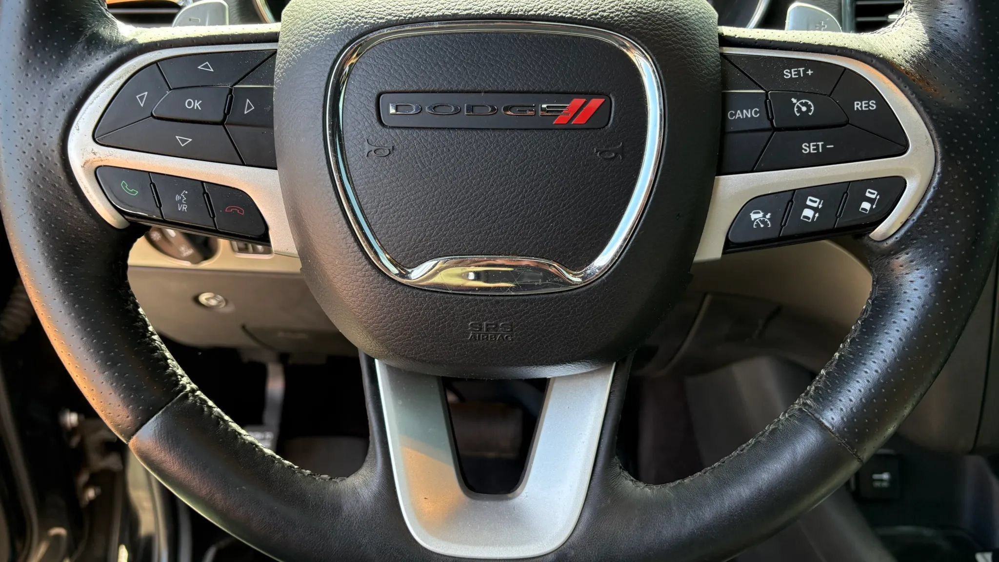 Used 2017 Dodge Durango R/T w/ Technology Group AWD/4WD image 18