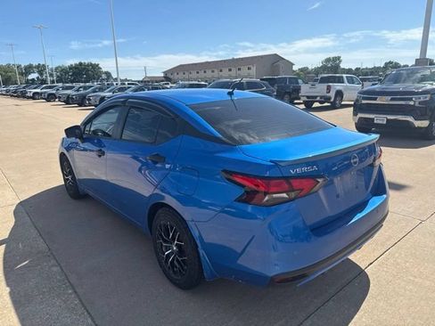 Used 2023 Nissan Versa S w/ Trunk Package FWD image 5