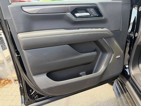 New 2026 GMC Yukon Elevation w/ Elevation Premium Package AWD/4WD image 10