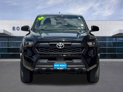 Used 2024 Toyota Tacoma TRD Off-Road image 34