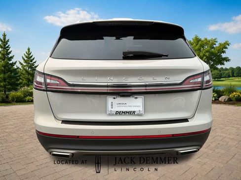 Used 2023 Lincoln Nautilus Reserve AWD/4WD image 5