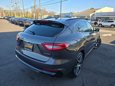 Used 2020 Maserati Levante GTS image 4
