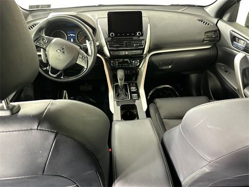Used 2022 Mitsubishi Eclipse Cross SEL image 18
