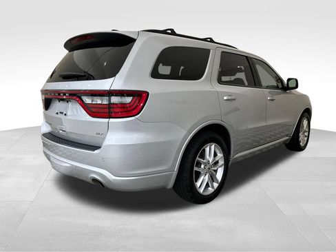 Used 2024 Dodge Durango GT RWD image 5