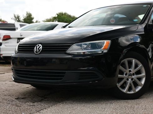 Used 2012 Volkswagen Jetta SE FWD image 15