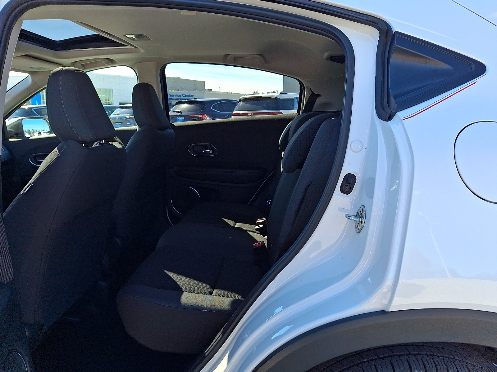 Used 2022 Honda HR-V EX image 11