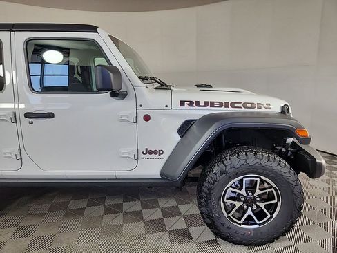 New 2025 Jeep Wrangler Unlimited Rubicon w/ Technology Group image 7