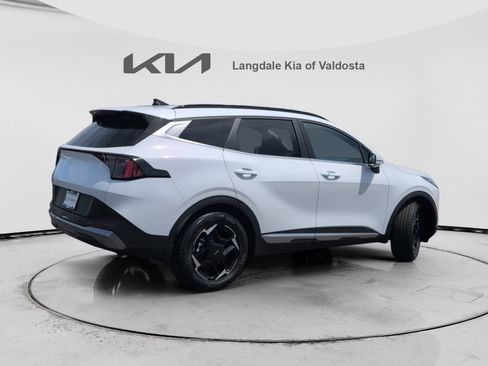 New 2026 Kia Sportage EX FWD image 4