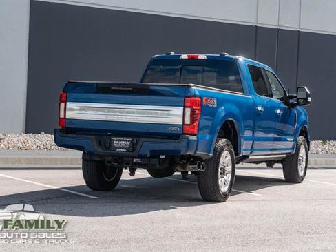 Used 2022 Ford F250 Platinum w/ FX4 Off-Road Package AWD/4WD image 9
