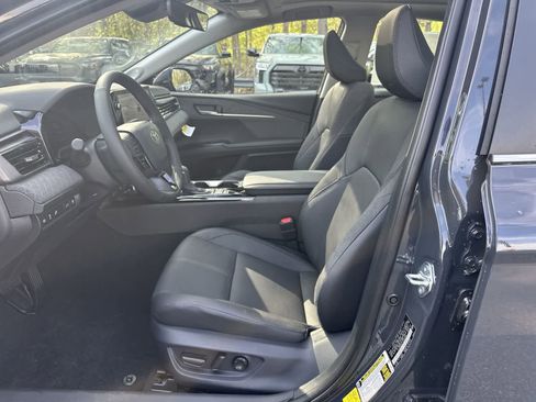 New 2026 Toyota Camry XLE AWD/4WD image 36