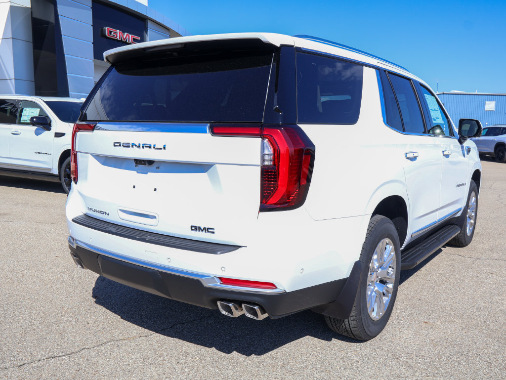 New 2026 GMC Yukon Denali w/ Advanced Technology Package AWD/4WD image 3