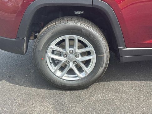 New 2026 Jeep Grand Cherokee Laredo X AWD/4WD image 11