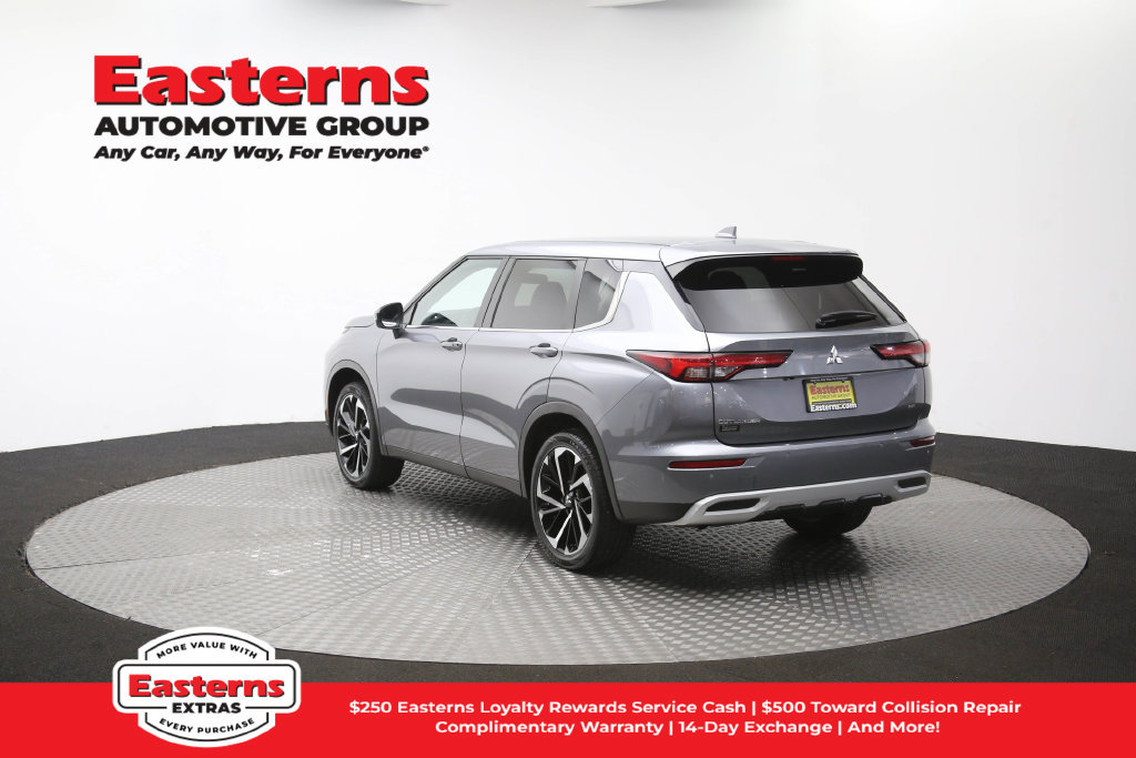 Used 2024 Mitsubishi Outlander SE AWD/4WD image 66