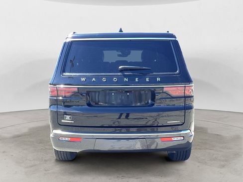 Used 2022 Jeep Wagoneer Series II AWD/4WD image 4