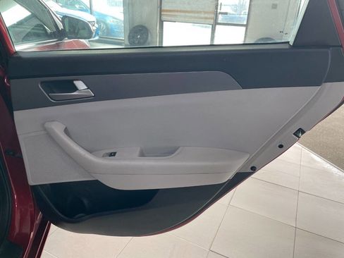 Used 2016 Hyundai Sonata SE w/ Cargo Package image 21