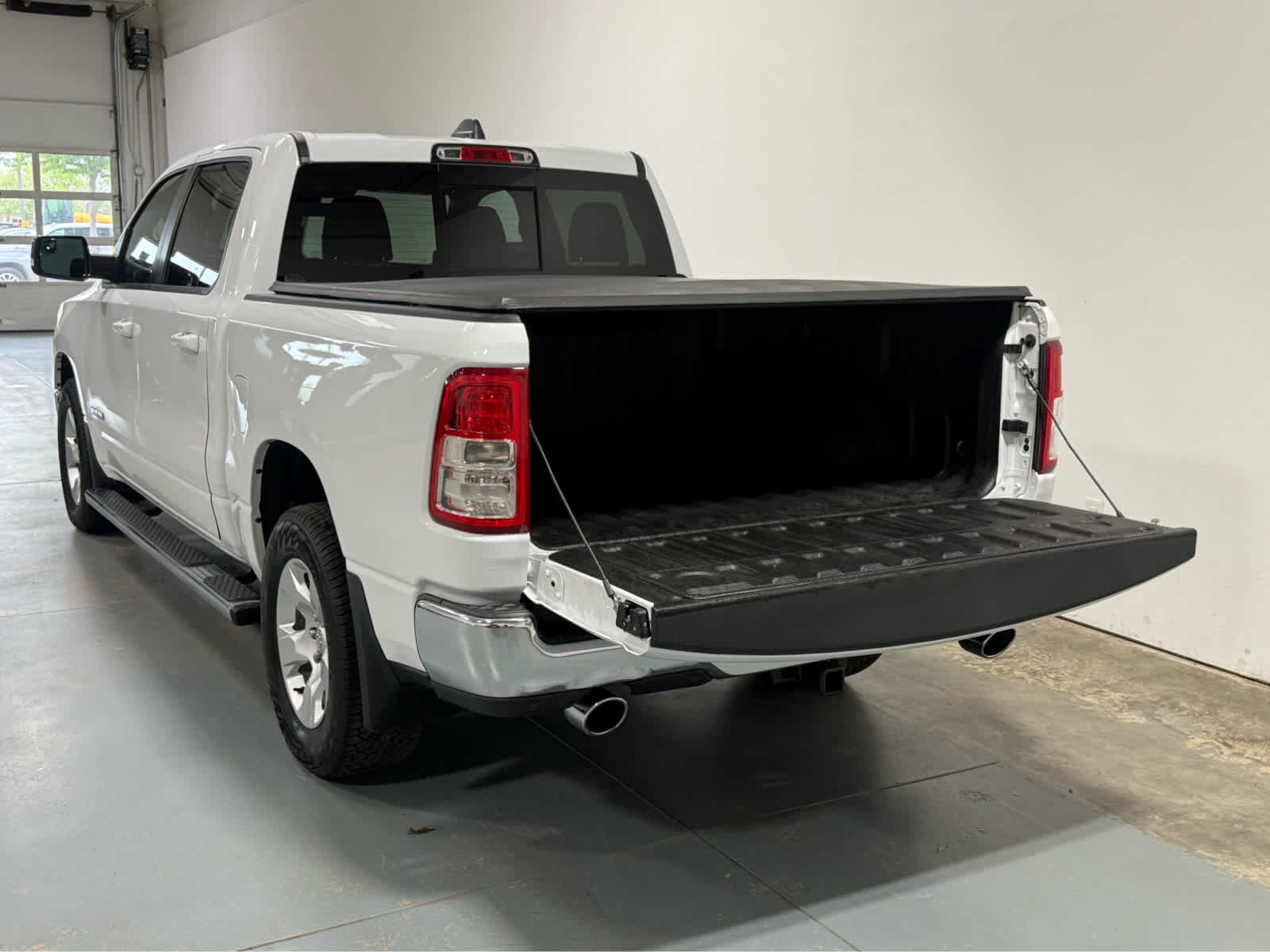 Used 2021 RAM 1500 Big Horn AWD/4WD image 4