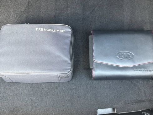 Used 2020 Kia Optima Premium FWD image 31