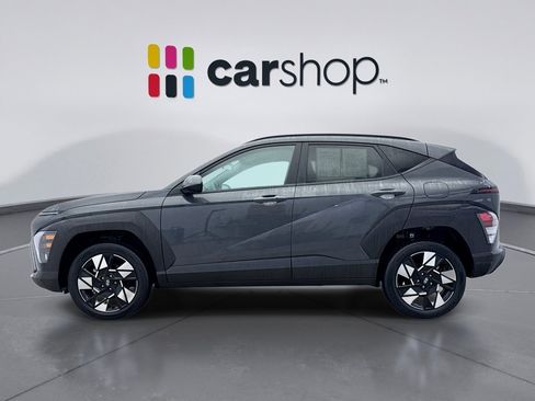 Used 2024 Hyundai Kona SEL image 2