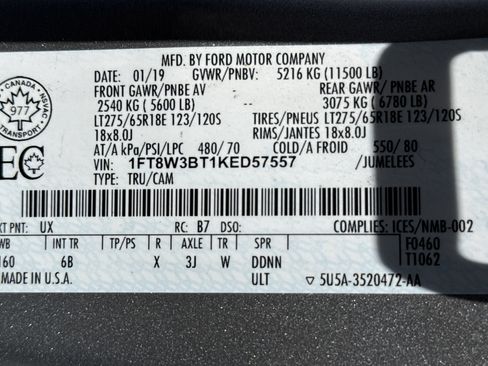Used 2019 Ford F350 Lariat w/ Camper Package AWD/4WD image 32