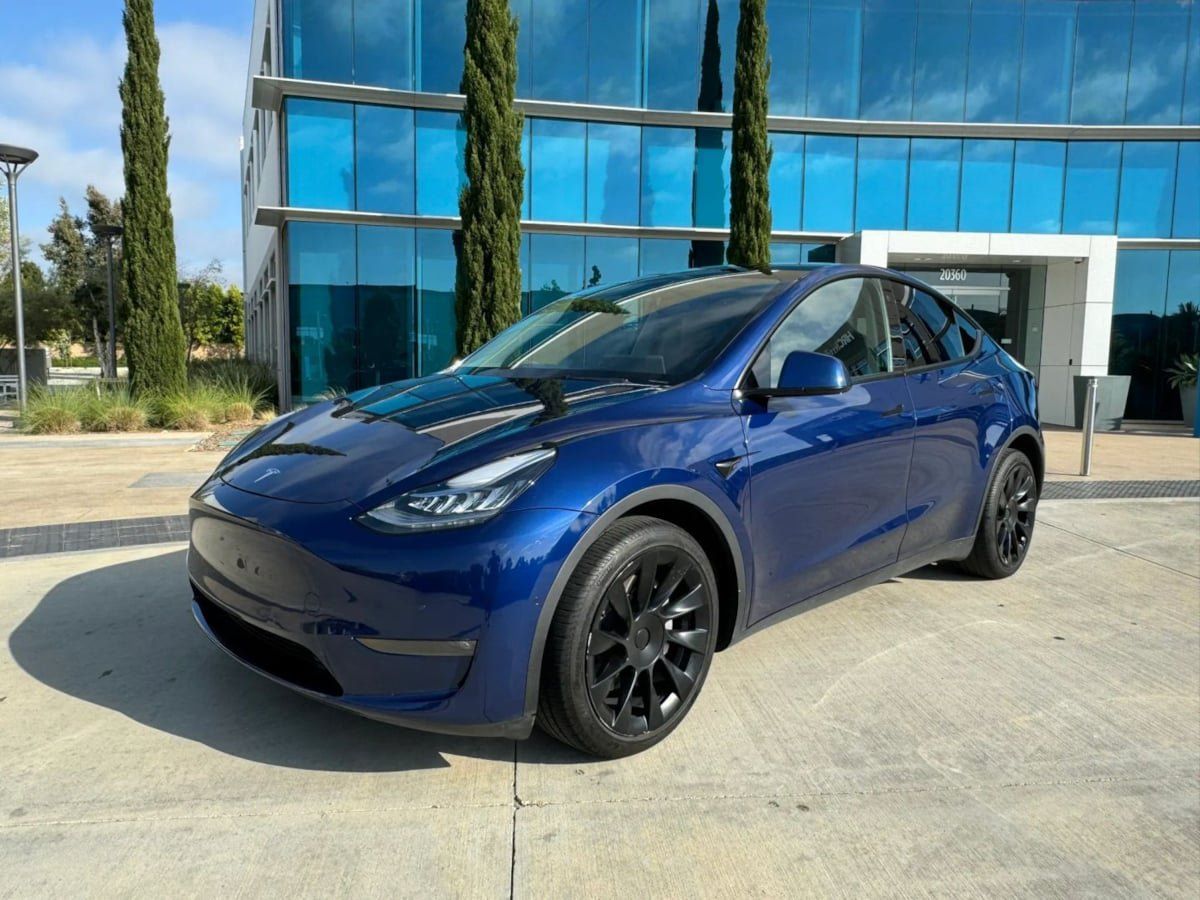 Used 2023 Tesla Model Y Long Range AWD/4WD image 7
