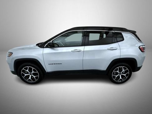 Certified 2025 Jeep Compass Limited AWD/4WD image 8